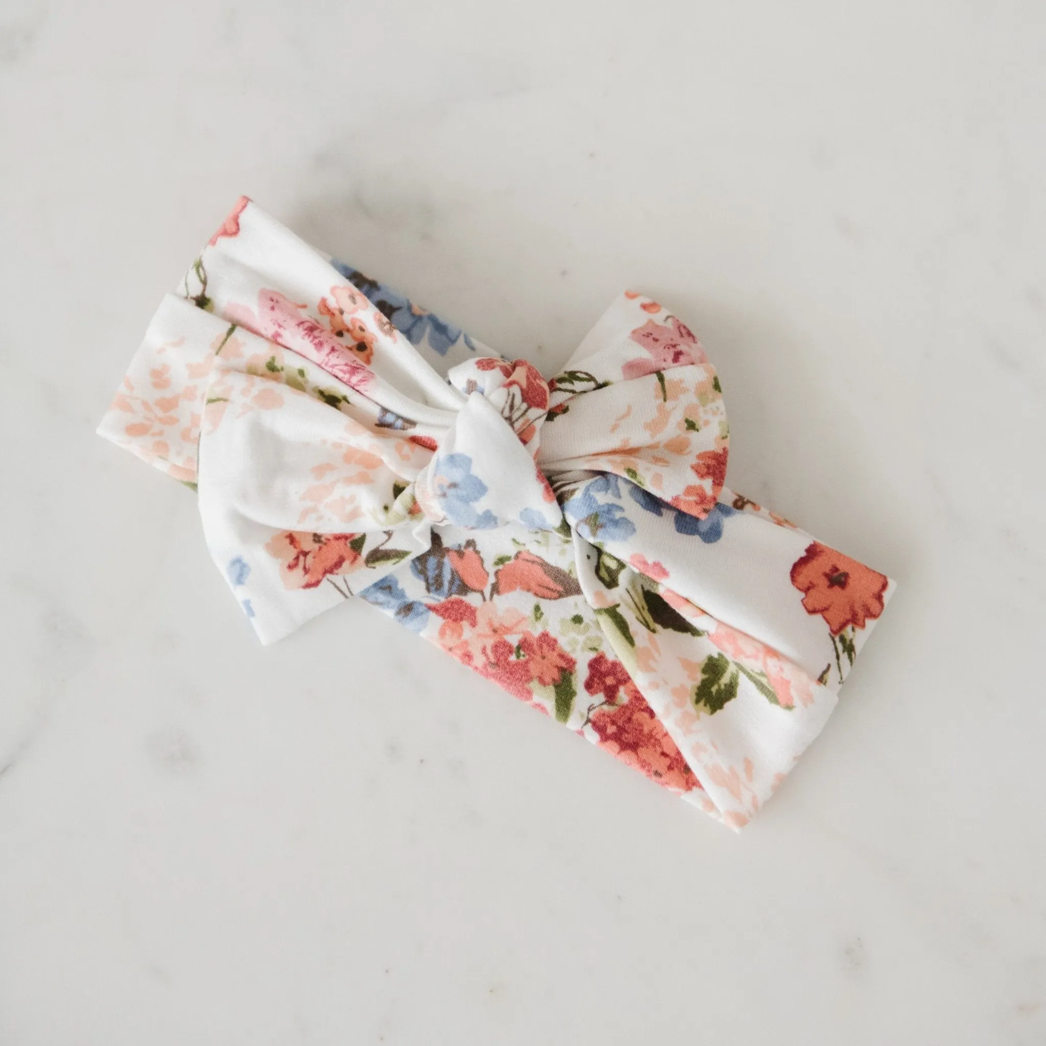 STRETCHY SWADDLES, HATS & BOWS