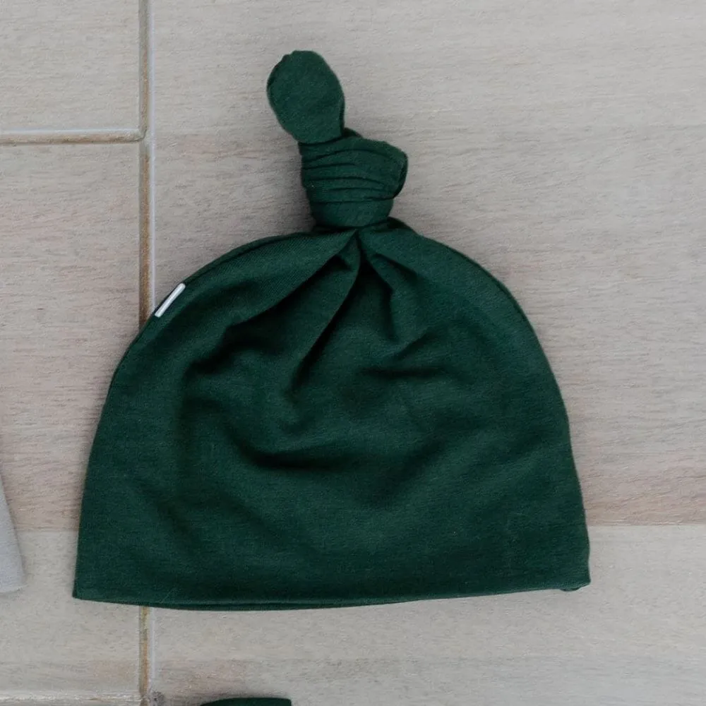 STRETCHY SWADDLES, HATS & BOWS