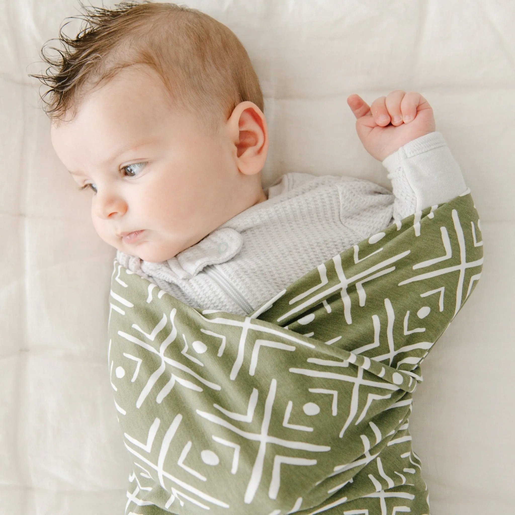 STRETCHY SWADDLES, HATS & BOWS