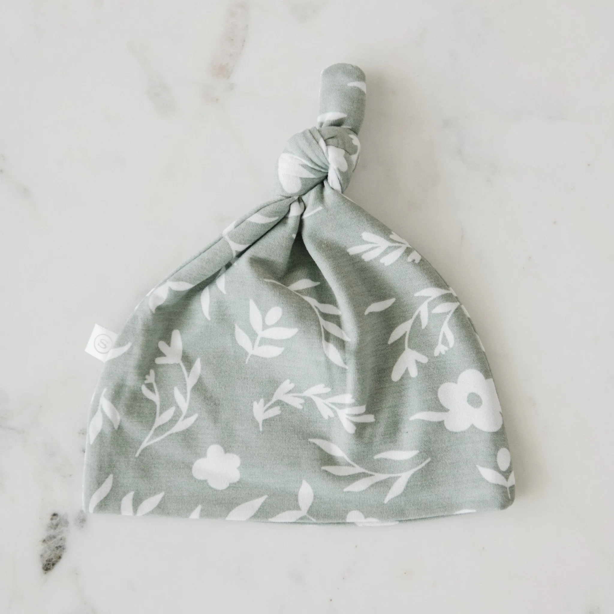 STRETCHY SWADDLES, HATS & BOWS