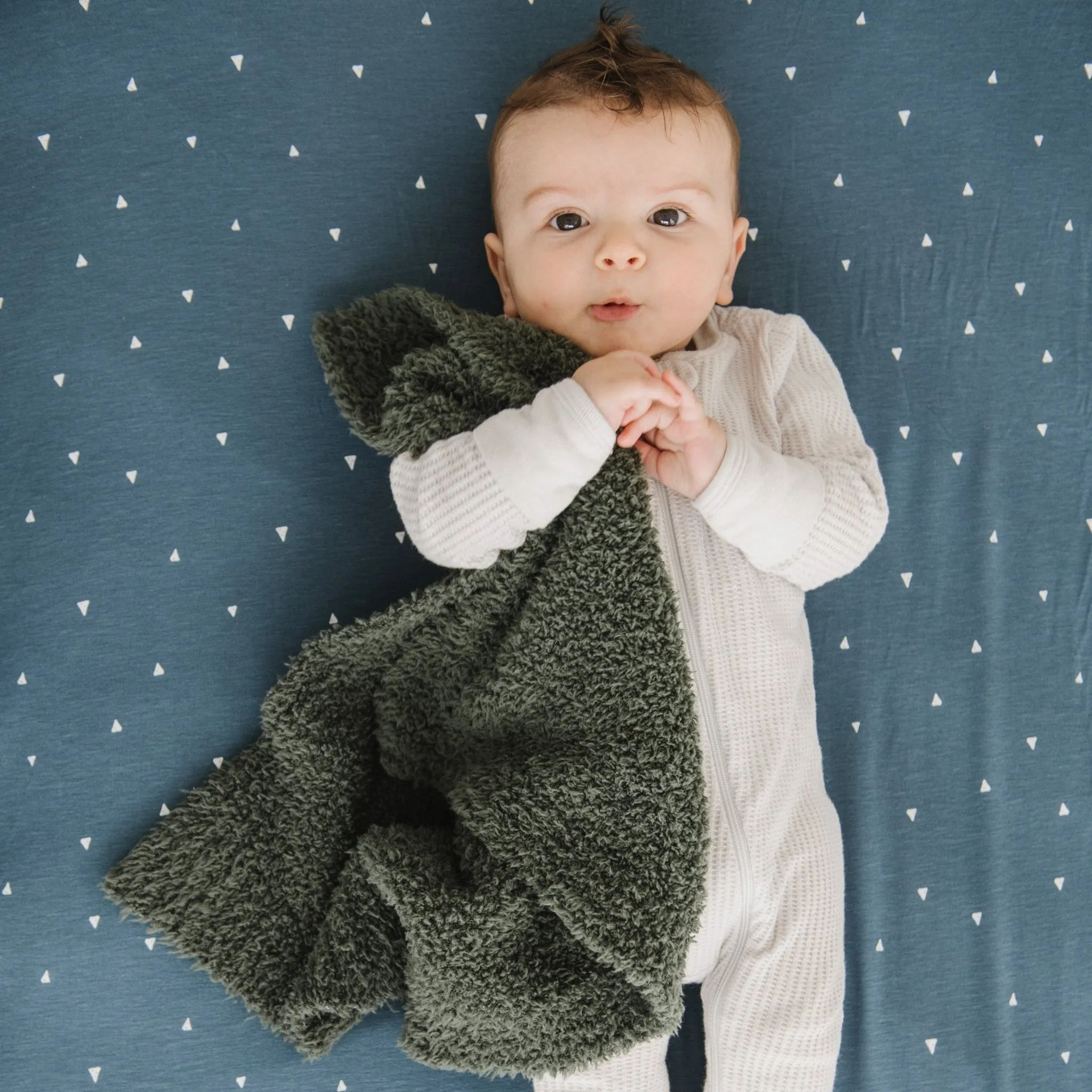 STRETCHY SWADDLES, HATS & BOWS